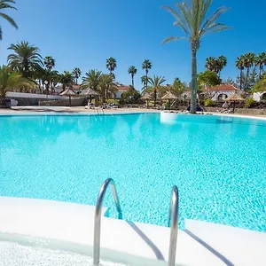 https://sunny-bungalow-parque-golf.in-canary-islands.com